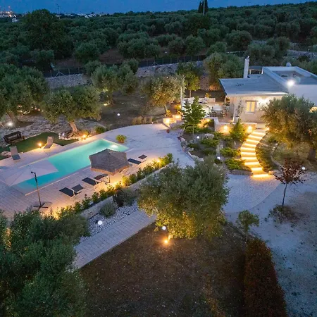 Terra D'ulivi - Piscina, Giardino, 6 Ospiti Villa