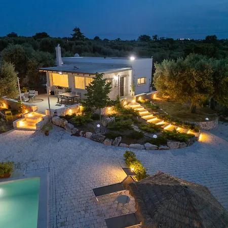 Villa Private Pool - Terra D'ulivi By Damastay *